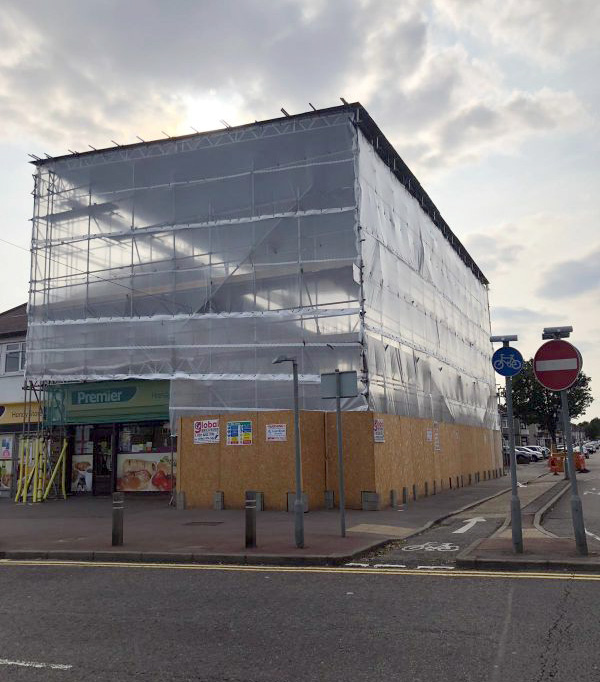 Commercial Scaffolding Contractors - Hertfordshire - B&T Scaffolding